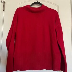 ❤️ Banana Republic red turtleneck sweater